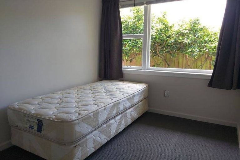 Photo of property in 1/5 Newbridge Place, Ilam, Christchurch, 8041