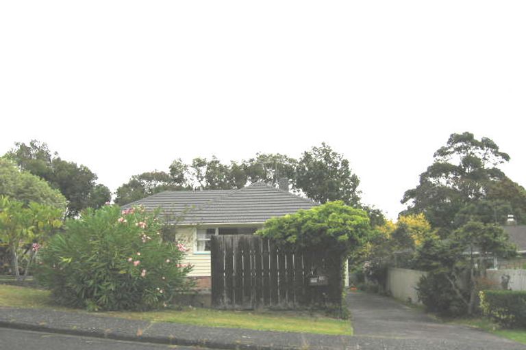 Photo of property in 36 Trinidad Road, Sunnynook, Auckland, 0620