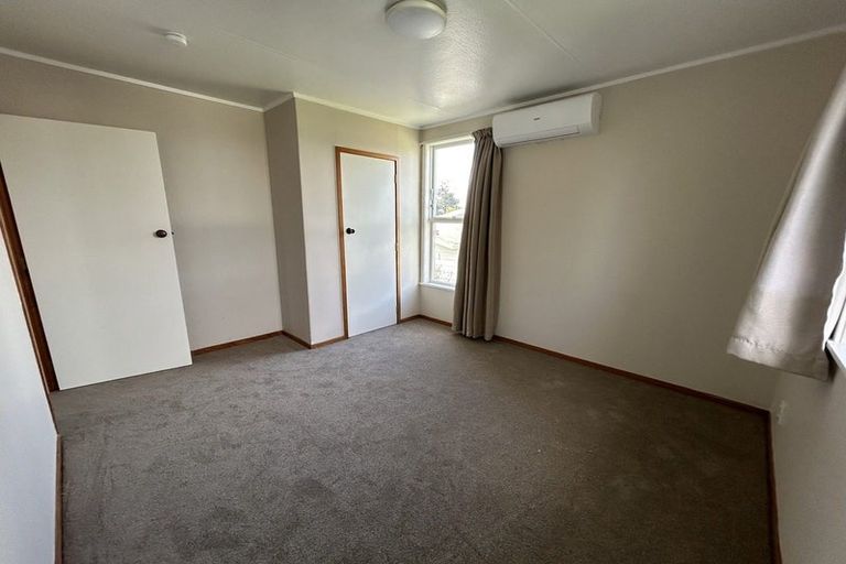 Photo of property in 73 Taurus Crescent, Beach Haven, Auckland, 0626
