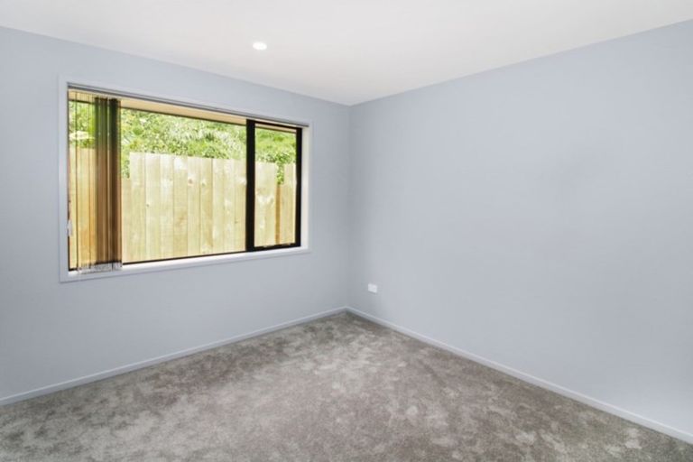 Photo of property in 2 Frederick Place, Whalers Gate, New Plymouth, 4310