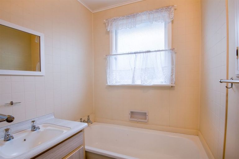 Photo of property in 63 Perry Street, Papanui, Christchurch, 8053