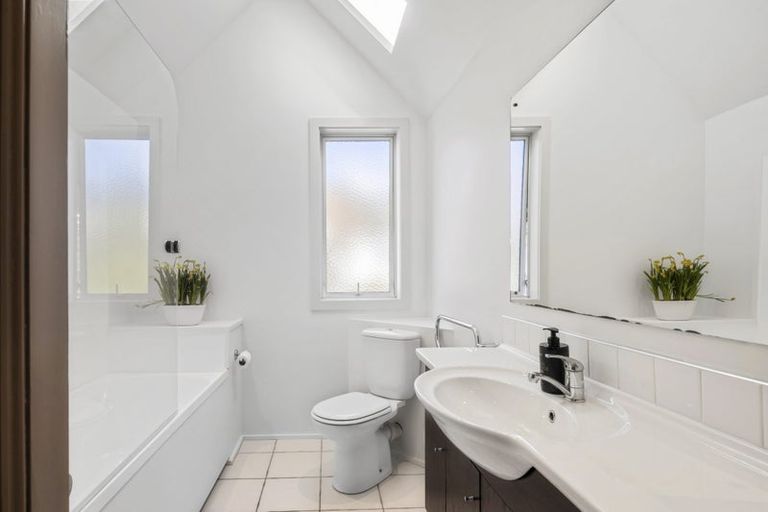 Photo of property in 14 Halswater Drive, Churton Park, Wellington, 6037