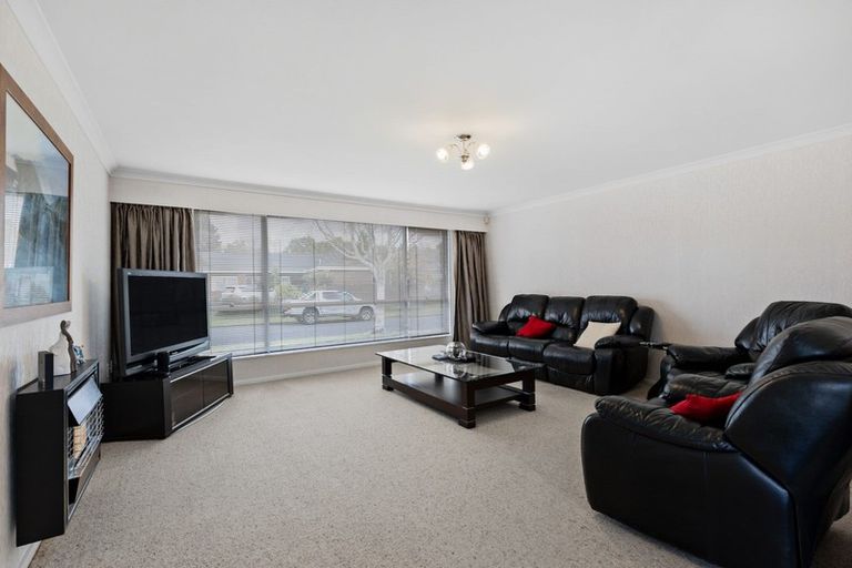 Photo of property in 6 Humphries Place, Awapuni, Palmerston North, 4412