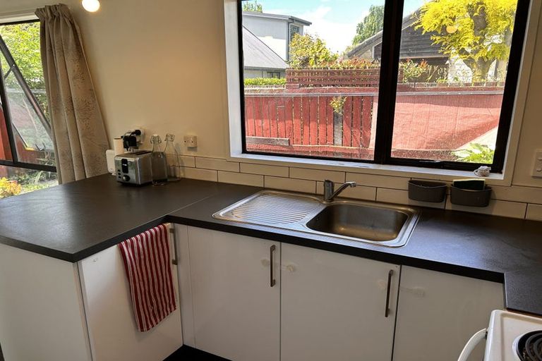 Photo of property in 2/9 Ikamatua Lane, Sydenham, Christchurch, 8023