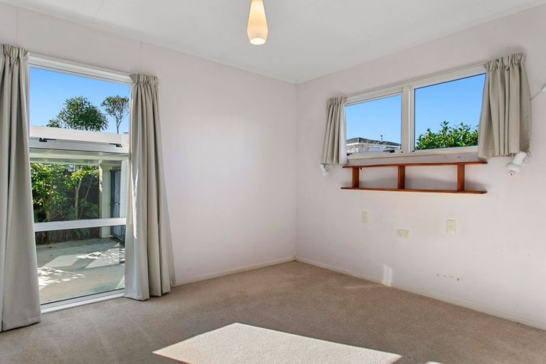 Photo of property in 23 Hammersmith Street, Richmond Heights, Taupo, 3330