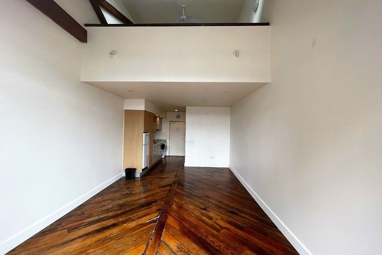Photo of property in 1b/6 Kingdon Street, Newmarket, Auckland, 1023