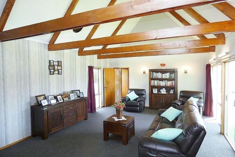 Photo of property in 89 The Centre, Waipu, 0510