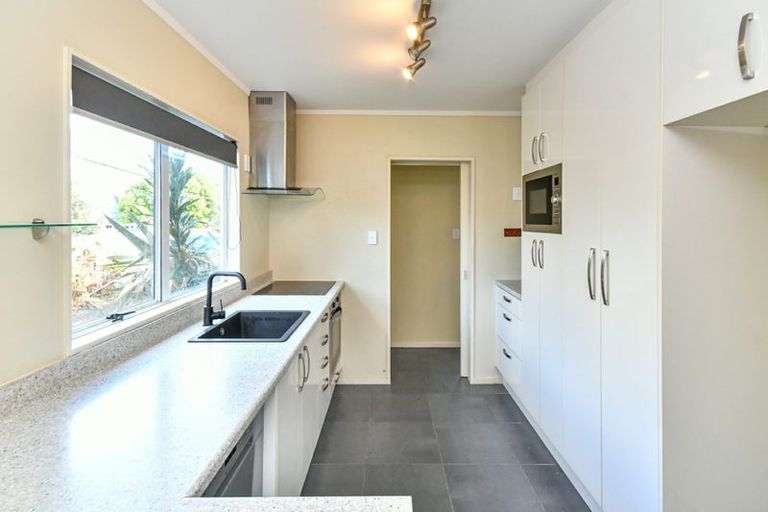 Photo of property in 56b Youngs Road, Papakura, 2110