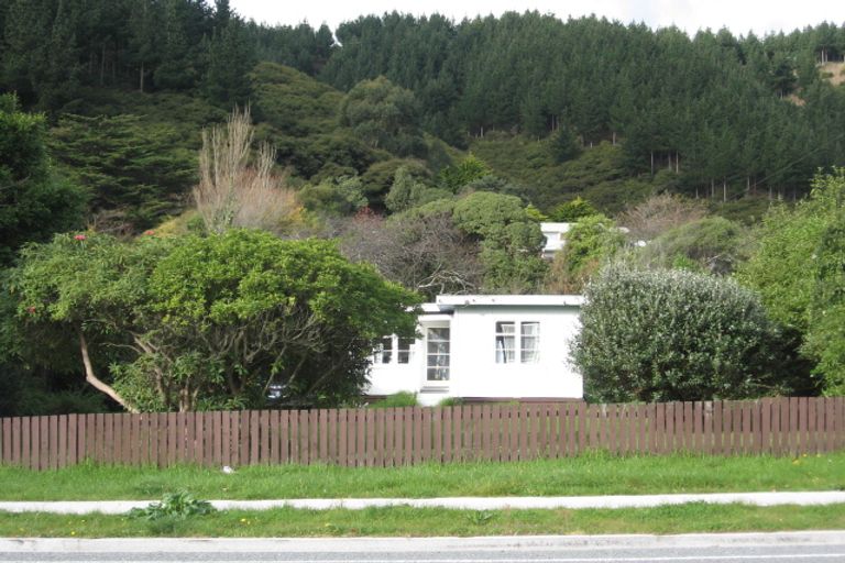 Photo of property in 36 Ruahine Street, Paraparaumu, 5032