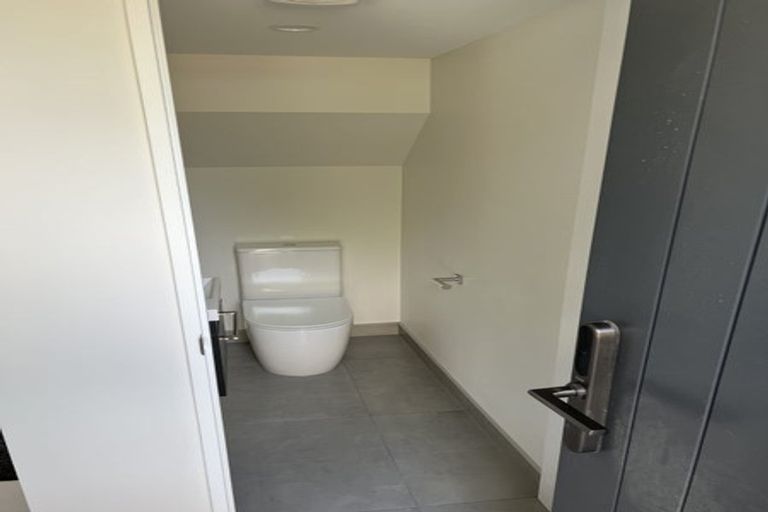 Photo of property in 5/135 Hills Road, Edgeware, Christchurch, 8013