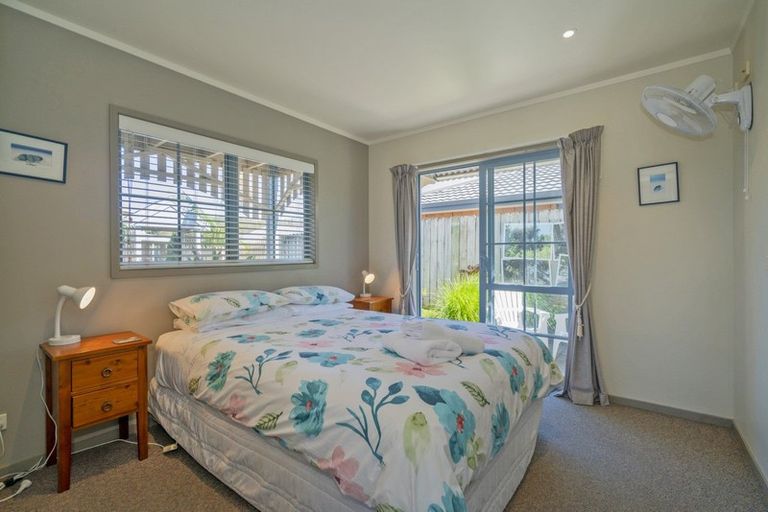 Photo of property in 5 Pipi Dune, Whitianga, 3510