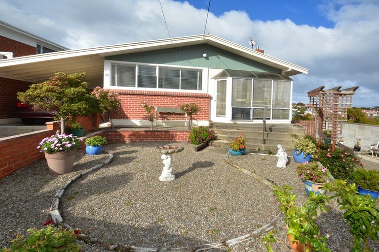 Photo of property in 35 Heath Street, Andersons Bay, Dunedin, 9013