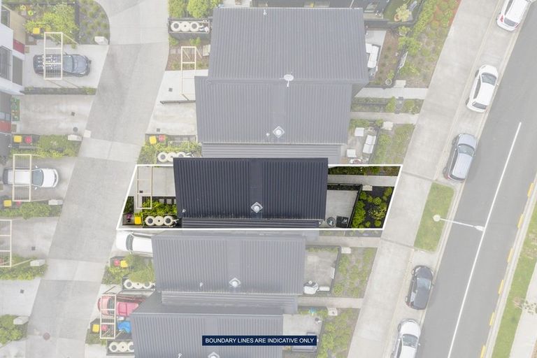 Photo of property in 18 Nugget Avenue, Hobsonville, Auckland, 0616