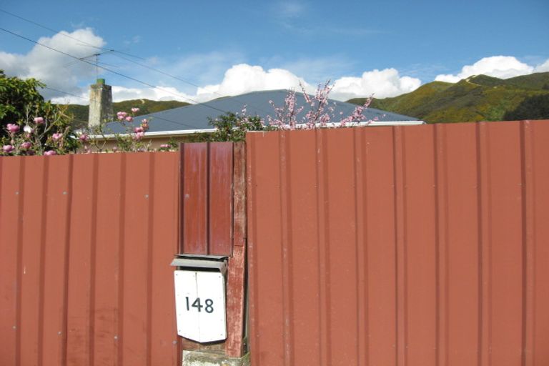 Photo of property in 148 Waiwhetu Road, Waterloo, Lower Hutt, 5011