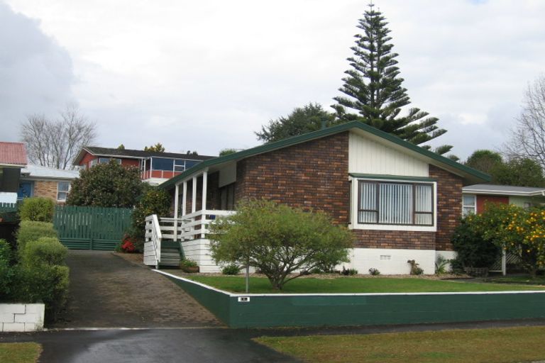 Photo of property in 16 Thomson Avenue, Dinsdale, Hamilton, 3204