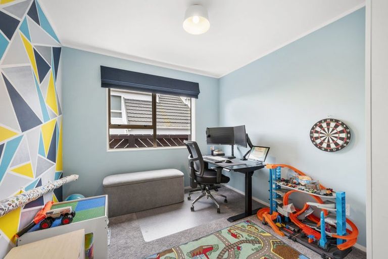 Photo of property in 4 Bharat Terrace, Broadmeadows, Wellington, 6035