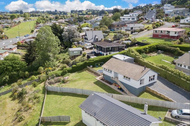 Photo of property in 29 Hanlon Street, Halfway Bush, Dunedin, 9010
