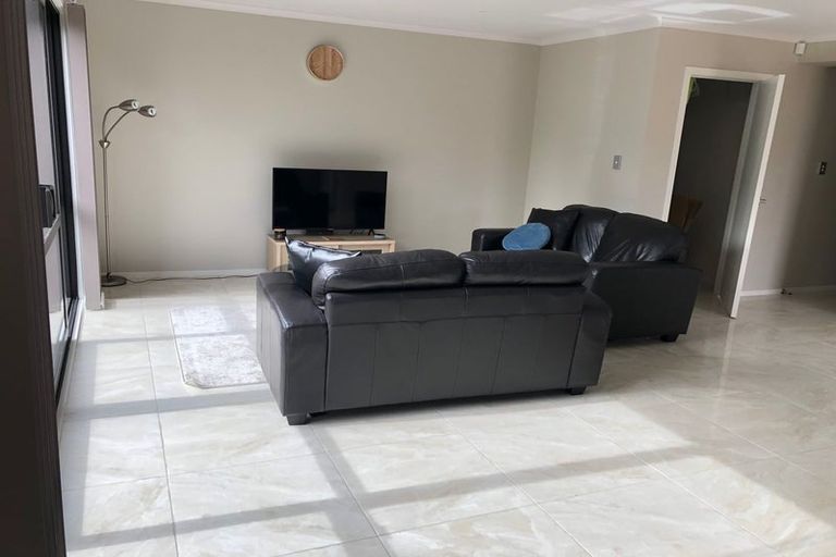 Photo of property in 7 Owenbeg Rise, Dannemora, Auckland, 2016