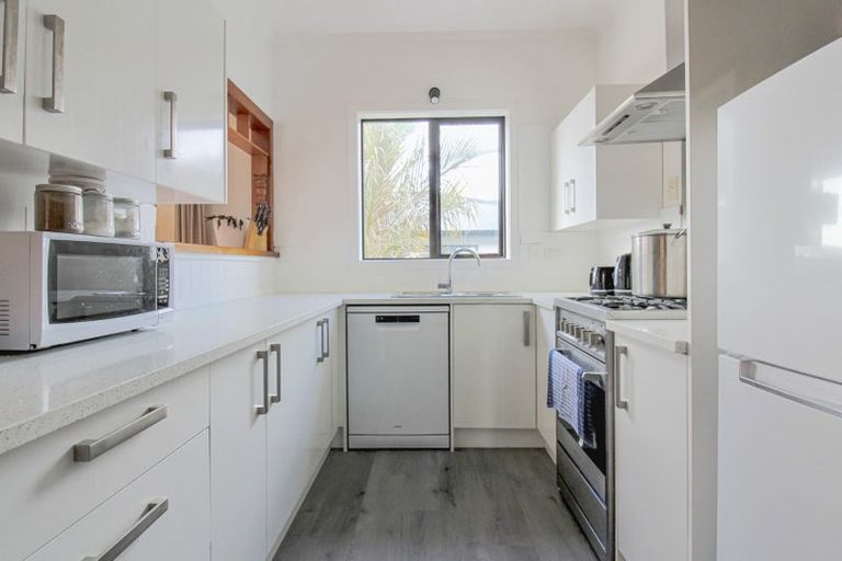 Photo of property in 203 Bath Street, Levin, 5510