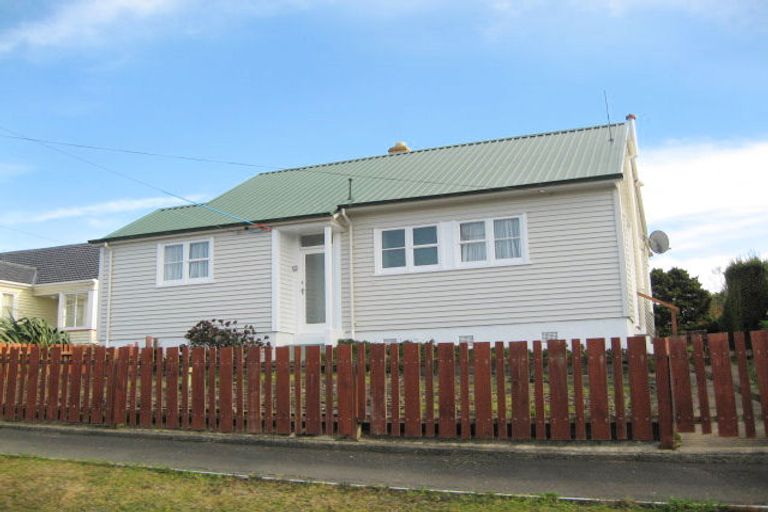 Photo of property in 37 Puketai Street, Andersons Bay, Dunedin, 9013