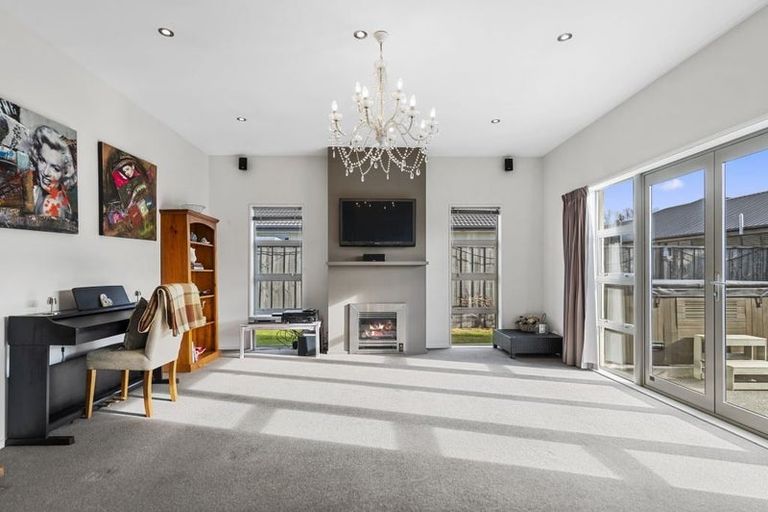 Photo of property in 5 Kessen Street, Pegasus, 7612