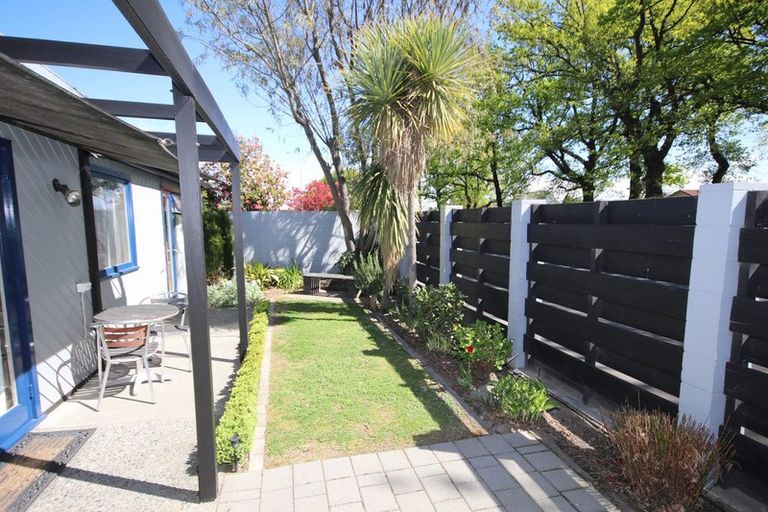 Photo of property in 32 Oak Grove, Ashburton, 7700