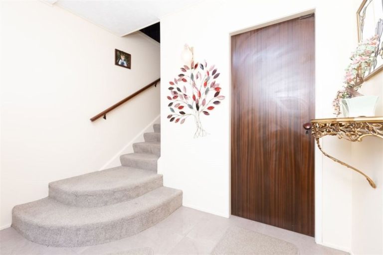 Photo of property in 19 Ridout Street, Maeroa, Hamilton, 3200