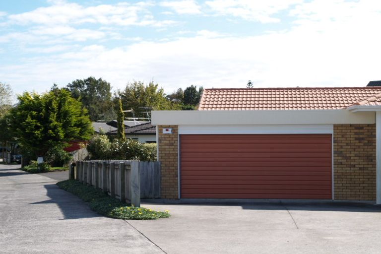 Photo of property in 21 Dana Place, Somerville, Auckland, 2014