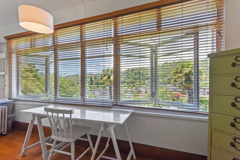 Photo of property in 60 Renwick Place, Nelson South, Nelson, 7010