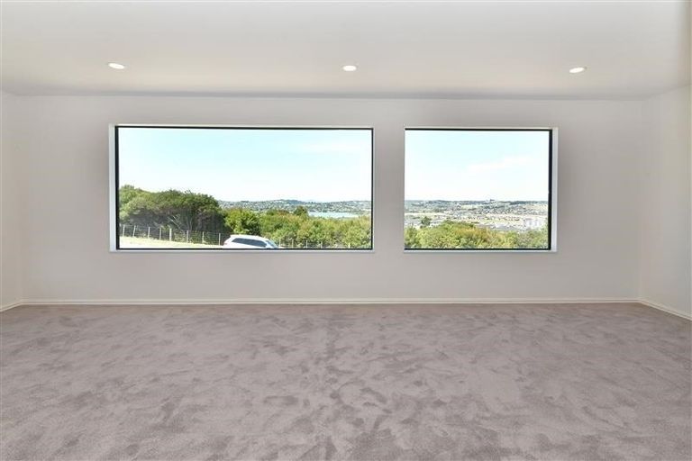 Photo of property in 239 West Hoe Heights, Orewa, 0931