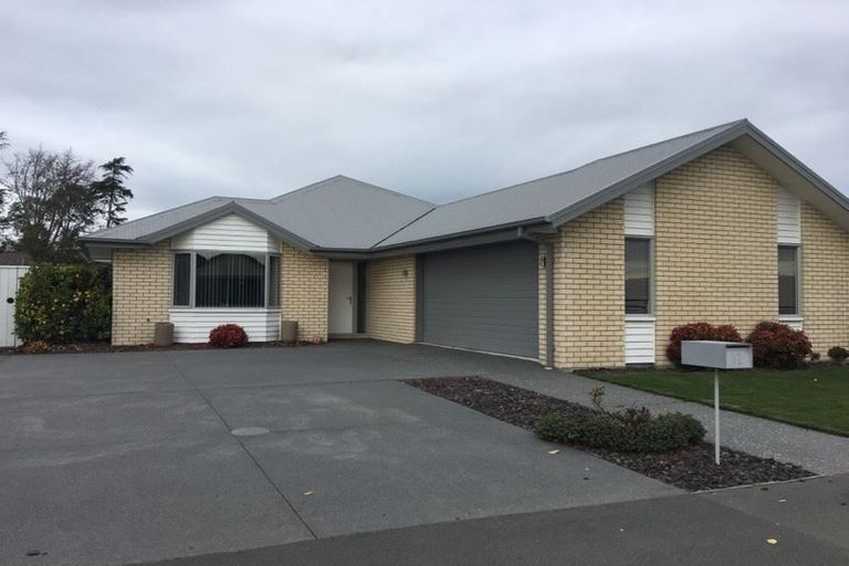 Photo of property in 72 Mcmahon Drive, Aidanfield, Christchurch, 8025