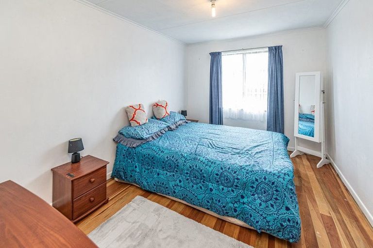 Photo of property in 15 Cornfoot Street, Castlecliff, Whanganui, 4501