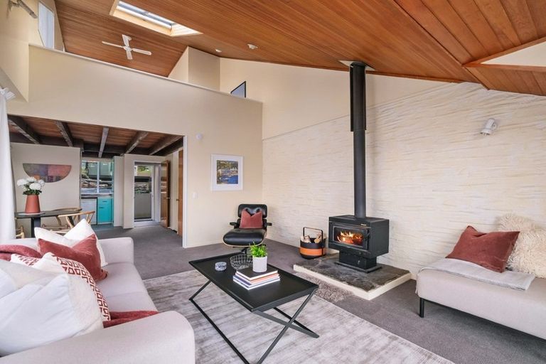 Photo of property in 7b Von Place, Fernhill, Queenstown, 9300