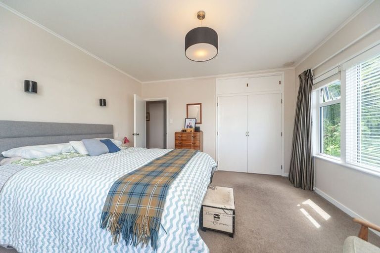 Photo of property in 3 Puketiro Avenue, Northland, Wellington, 6012