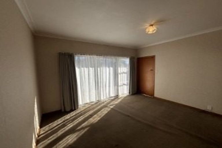 Photo of property in 172 Kitchener Road, Pukekohe, 2120