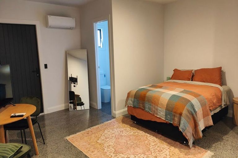 Photo of property in 84 Alpha Street, Cambridge, 3434