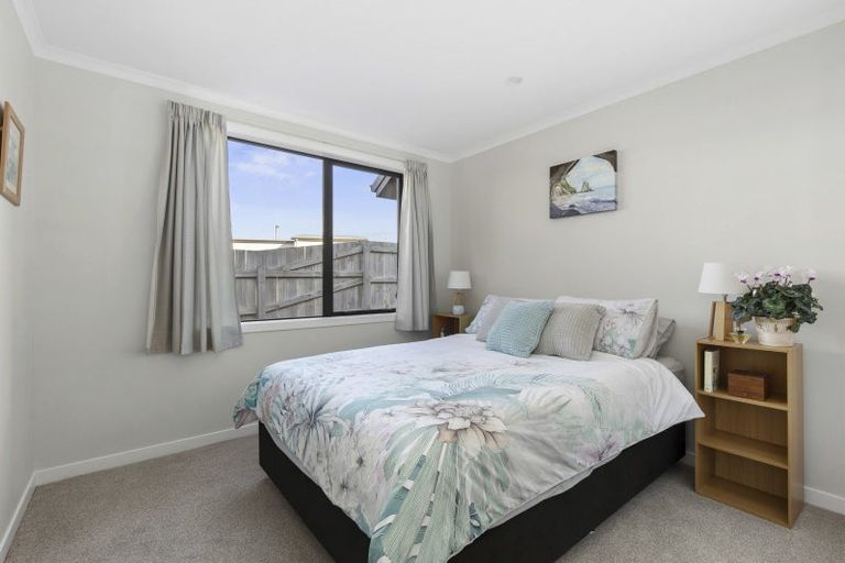 Photo of property in 8 Rylstone Way, Te Kauwhata, 3710
