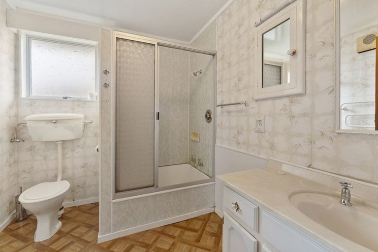 Photo of property in 22 Brandon Street, Otaki, 5512