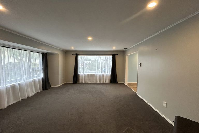 Photo of property in 5 Colorado Grove, Brooklyn, Wellington, 6021