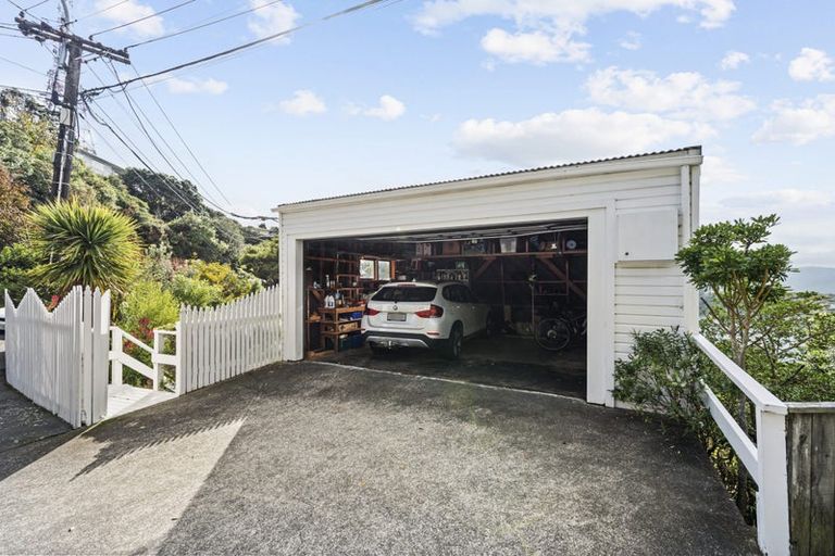 Photo of property in 33 Alexandra Road, Hataitai, Wellington, 6021