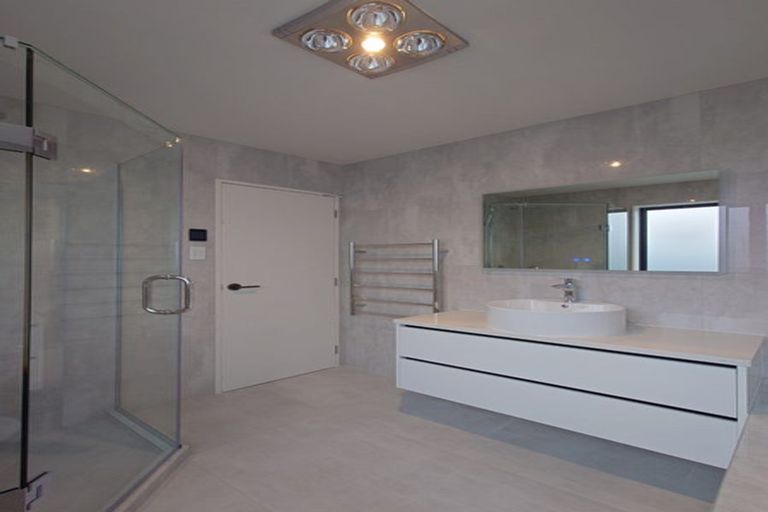 Photo of property in 66 Michael Bosher Way, Flat Bush, Auckland, 2019