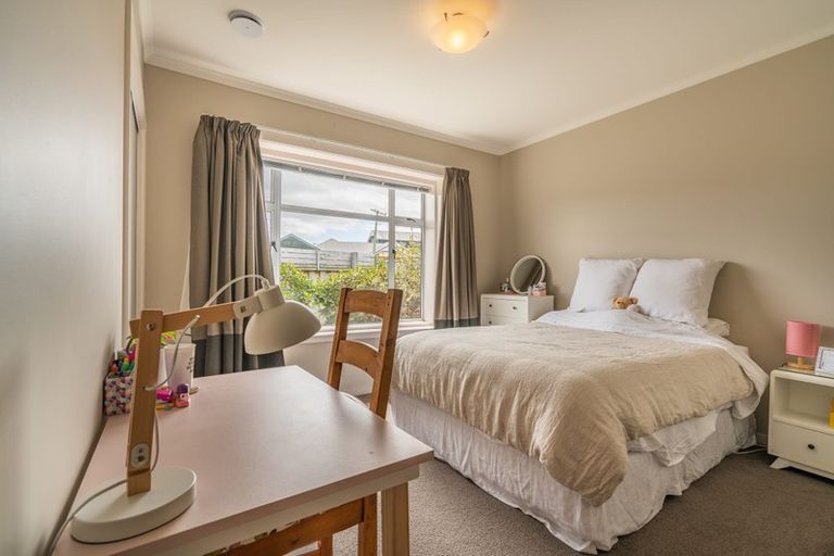 Photo of property in 5 Hargest Crescent, Saint Kilda, Dunedin, 9012