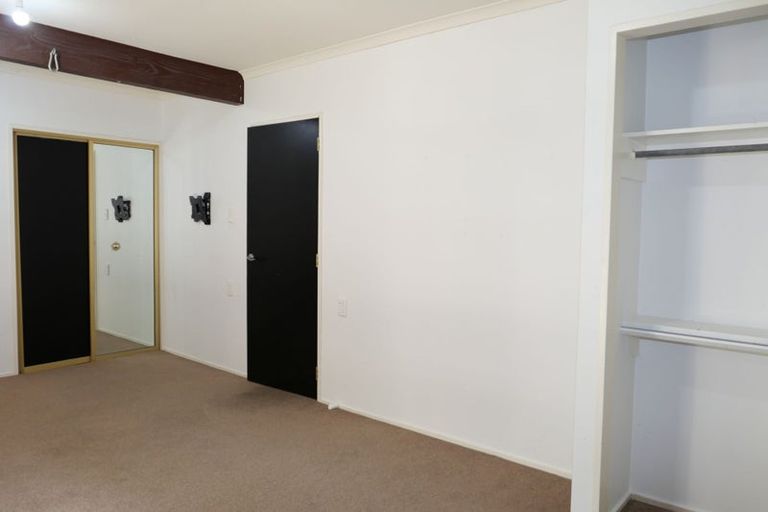 Photo of property in 2/10 Watson Drive, Paraparaumu Beach, Paraparaumu, 5032