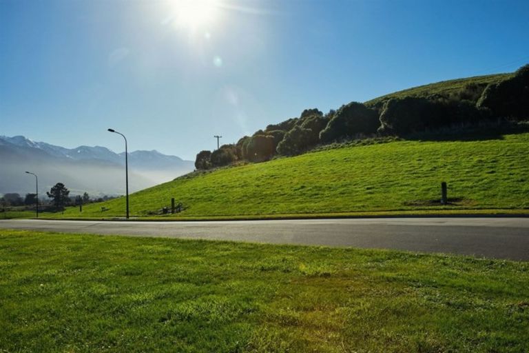 Photo of property in 11 Knowles Crescent, Kaikoura Flat, Kaikoura, 7371