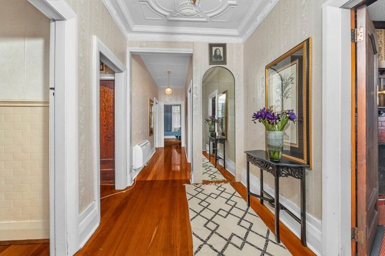 Photo of property in 56 Middleton Road, Kew, Dunedin, 9012