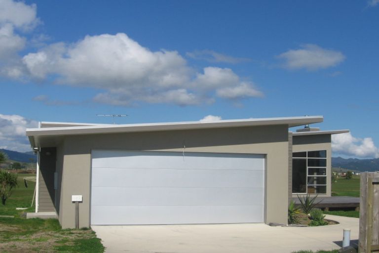 Photo of property in 148 The Fairway, Matarangi, Whitianga, 3592