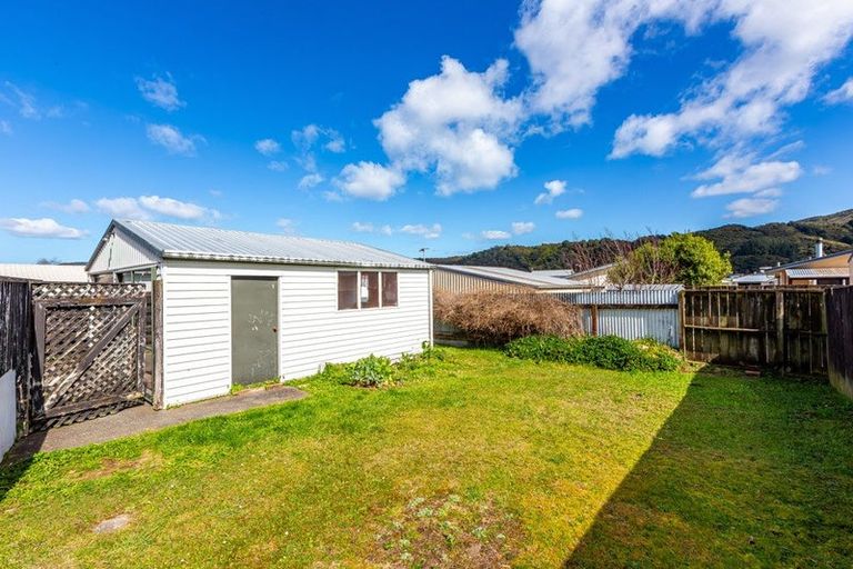 Photo of property in 23 Belgrave Street, Wainuiomata, Lower Hutt, 5014