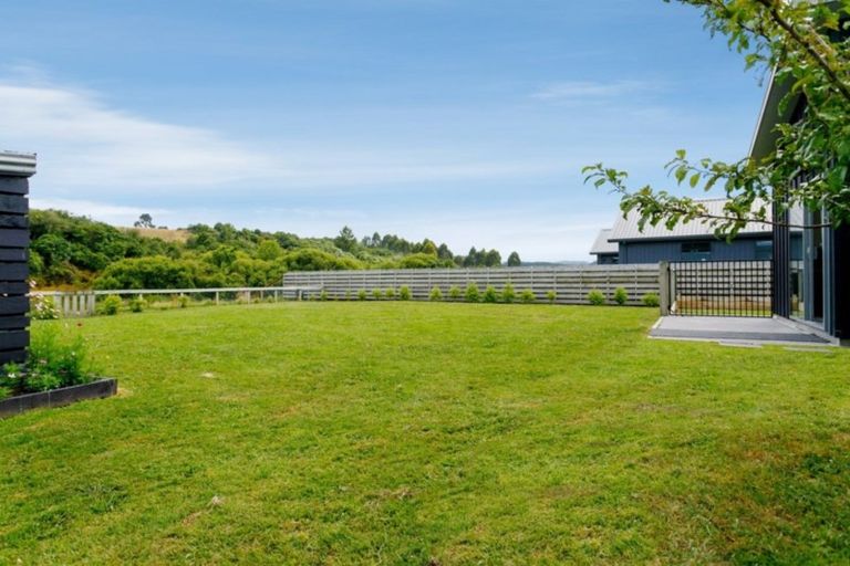 Photo of property in 50 Montgomery Crescent, Kinloch, Taupo, 3377