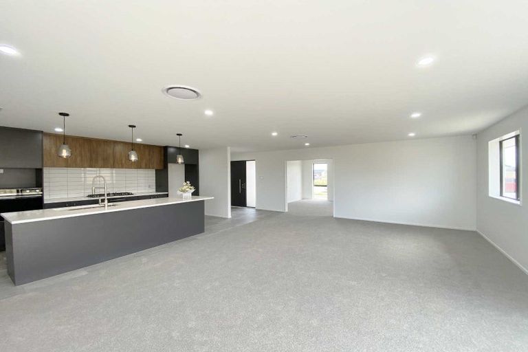 Photo of property in 72 Finn Avenue, Rolleston, 7615