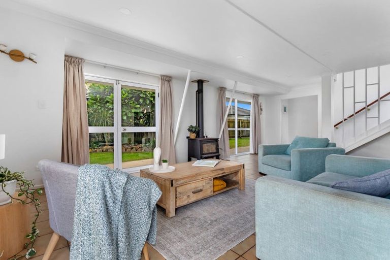 Photo of property in 4 Marlin Drive, Coastlands, Whakatane, 3120